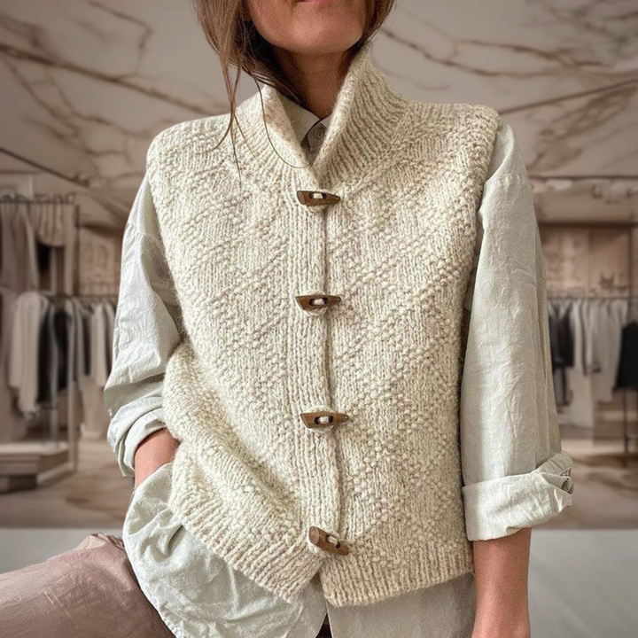 Women's Cable Knit Sweater Vest  | Shan